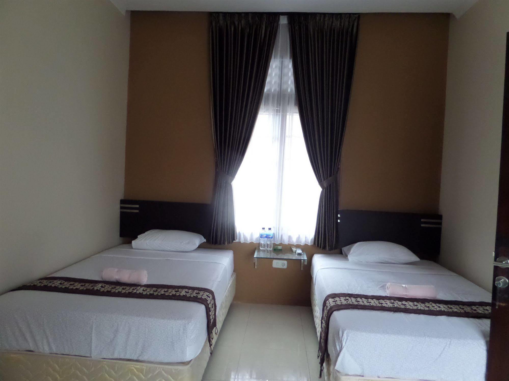 Oyo 201 Emdi House Timoho Hotel Yogyakarta Luaran gambar